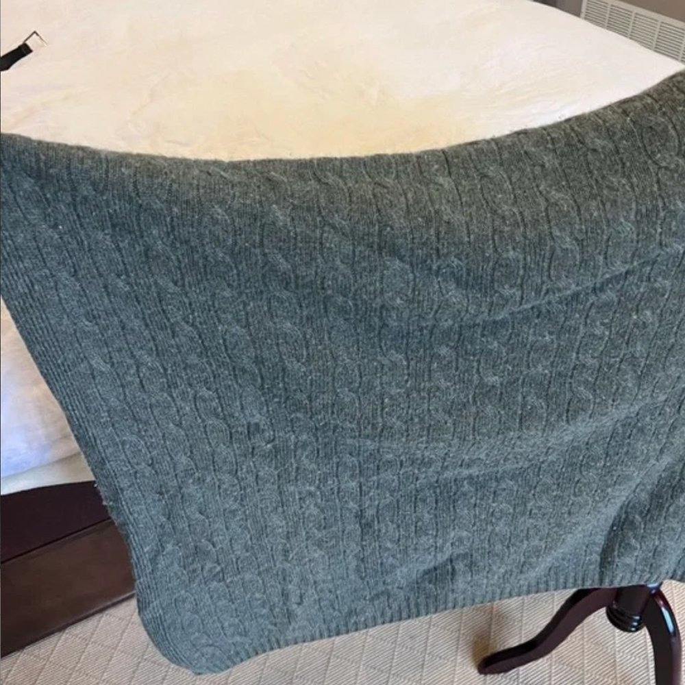 Ralph Lauren 100% Cashmere Poncho